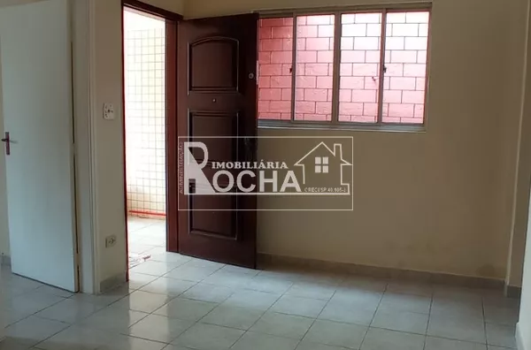 Casa para locação, 2 dormitórios com garagem