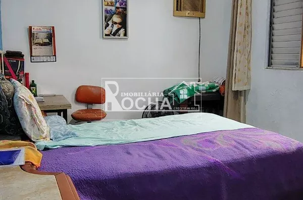 2Quartos, 1suite, sala, cozinha, baheiro, 2garagem, mais edicula nos fundos. - Foto 14