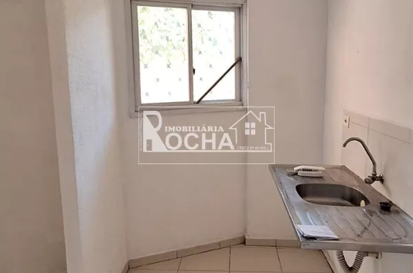 APARTAMENTO COM 2 DORMITÓRIOS A VENDA