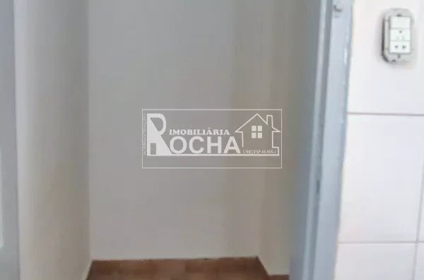 3.quartos, suíte, sala, cozinha, banheiro, garagem; edícula: quarto, sala, cozinha, banheiro, quintal, area de serviços individuais - Foto 12