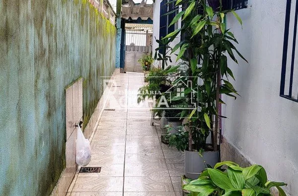 2Quartos, 1suite, sala, cozinha, baheiro, 2garagem, mais edicula nos fundos. - Foto 18