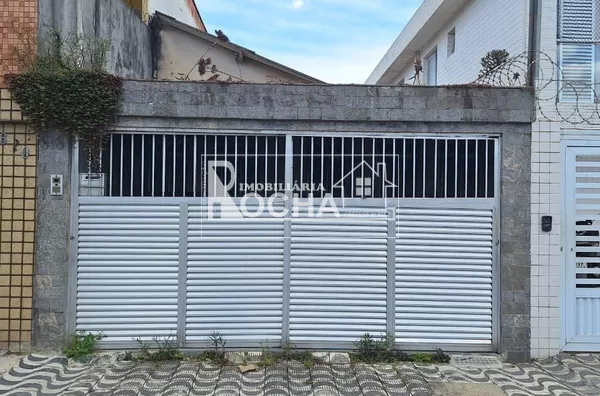 2 Quartos, sala, cozinha, banheiro, garagem,  área de serviço