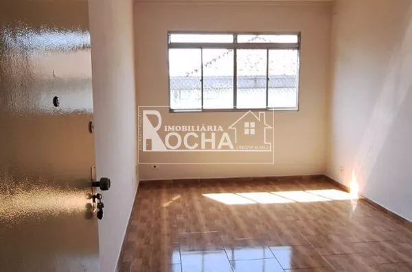 ALUGA-SE Ótimo APTO Stélio Machado Loureiro, São Vicente