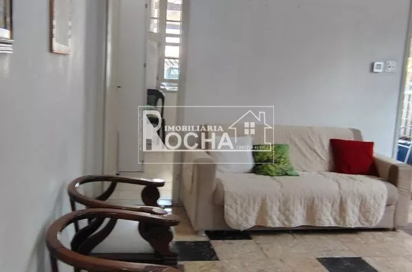 3 Quartos, Sala, Cozinha, Banheiro, Gargem, área de serviço, + edicula 