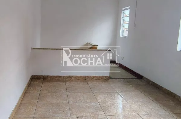 2quartos, sala, cozinha, banheiro, sem gargem