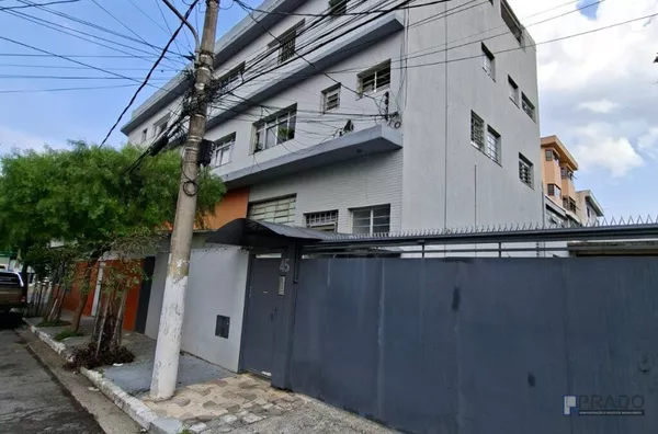APARTAMENTO EM REGIÃO CENTRAL, COM 02 DORMITORIOS E 02 BANHEIROS PARA LOCAÇÃO, PROXIMO AO SENAI