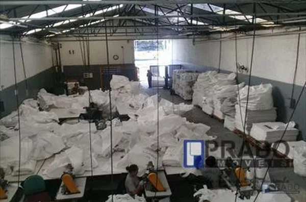 GALPÃO A VENDA EM SUZANO