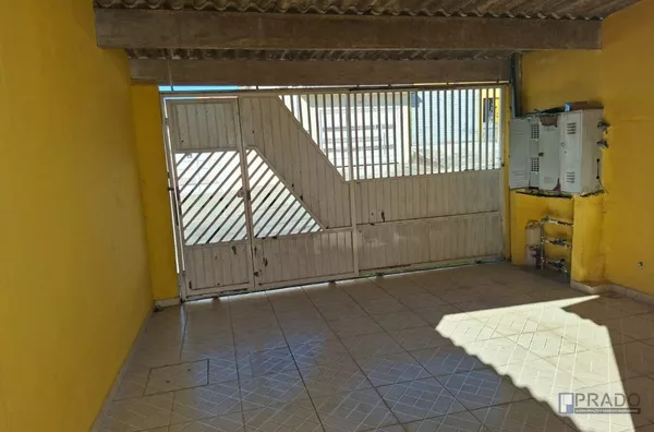 Casa Têrrea para alugar no JARDIM NOVO COLORADO Suzano(Não independente)2dorms, sala. cozinha, Lavanderia, 2 Wcs e 1 vaga.  