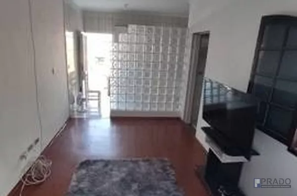 SOBRADO PRÓXIMO AO CENTRO DE SUZANO COM 3 DORMITÓRIOS COM ARMÁRIOS 1 SUITE 2 WCS SALA 2 AMBIENTES COPA E COZINHA ARMÁRIOS ÁREA DE SERVIÇO CHURRASQUEIRA, FORNO A LENHA EDÍCULA: COZINHA, QUARTO E BANHEIRO QUINTAL ENORME PORTÃO ELETRONICO HIDRO  TERRENO:462,