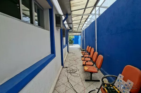 Espaço Comercial Térreo, com 10 salas, copa/cantina, recepção, vaga na porta - Foto 29