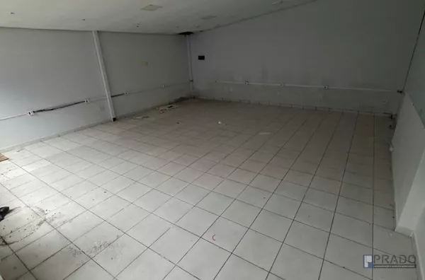 Espaço Comercial Térreo, com 10 salas, copa/cantina, recepção, vaga na porta - Foto 33