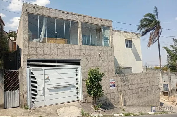 Sobrado Para venda no Jd. Revista em Suzano com 4 dorms sendo uma suíte, Cozinha e sala grande, 2 Wcs, Vagas para 5 carros, área gourmet, Terreno 10x14, área Construída 280m², Mais informações na descrição abaixo...