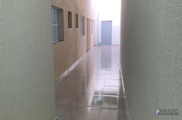 SALA COMERCIAL PROXIMO AO DOCELAR, 30m²