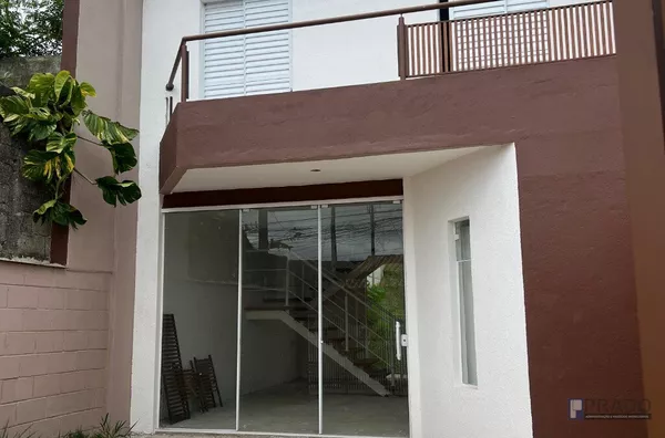 Sobrado para venda Novo, 3 quartos sendo uma suíte, 108,24m² - Terreno 6x25, Jardim Casa Branca em Suzano, mais detalhes na descrição abaixo: