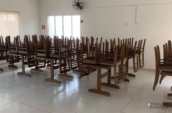 SALÃO DE FESTAS PARA 100 LUGARES