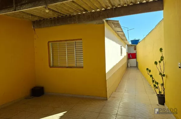Casa Têrrea para alugar no JARDIM NOVO COLORADO Suzano(Não independente)2dorms, sala. cozinha, Lavanderia, 2 Wcs e 1 vaga.  