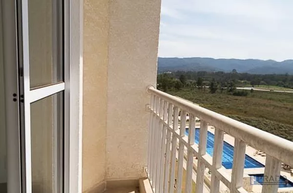 Lindo Apartamento Condomínio Máximo Mogi das Cruzes - SP,  Visão da sacada para Centenário, 2dorms, sala, cozinha, banheiro, 1 vaga, elevador, salão de Festa, churrasqueira, Piscinas.