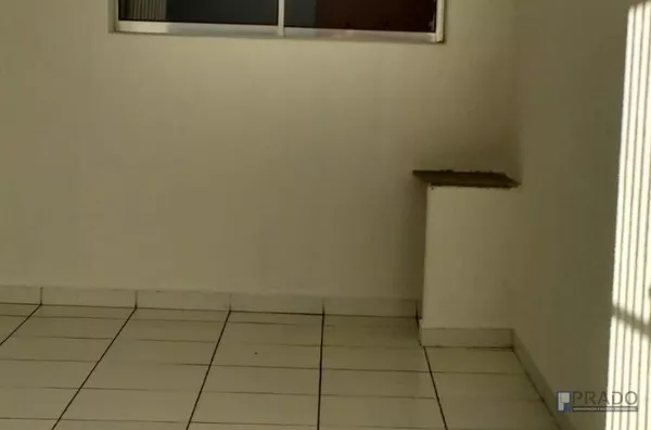 CASA INDIVIDUAL TERREA: 1DORM, COZINHA, SALA, AREA DE SERVIÇO, 1WC, 1 VAGA COBERTA,  A 10 MINUTOS A PÉ DA ESTAÇÃO DE TREM DE SUZANO. - Foto 6