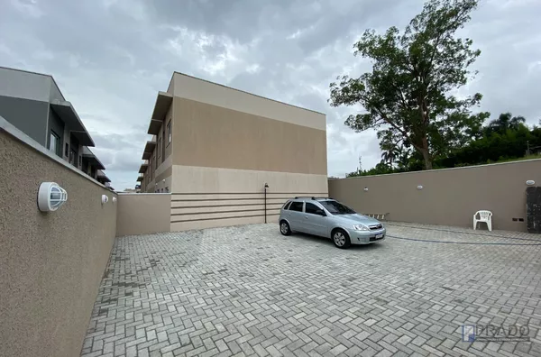 Sobrado de 70m² com 2 suítes, em Condomínio Fechado em Poá, Jardim Santo Antônio 