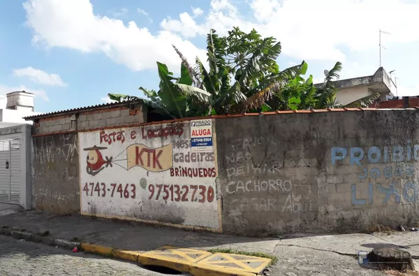TERRENO DE ESQUINA 15X14 NA VILA URUPÊS EM SUZANO PRÓXIMO AO SUPERMERCADO PRIMOS 