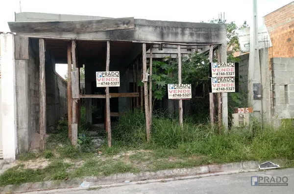 ÓTIMO TERRENO NO JARDIM QUARESMEIRA 3 EM SUZANO COM 175M², E COM CONSTRUÇÃO INACABADA, ENTRADA DE 150MIL MAIS PARCELAS DE R$ 1.100,00