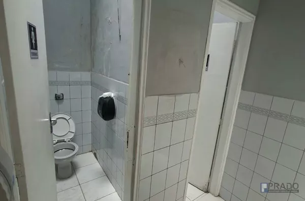 Espaço Comercial Térreo, com 10 salas, copa/cantina, recepção, vaga na porta - Foto 22