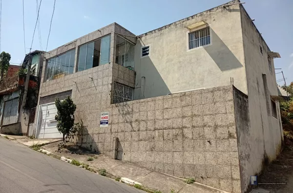 Sobrado Para venda no Jd. Revista em Suzano com 4 dorms sendo uma suíte, Cozinha e sala grande, 2 Wcs, Vagas para 5 carros, área gourmet, Terreno 10x14, área Construída 280m², Mais informações na descrição abaixo...