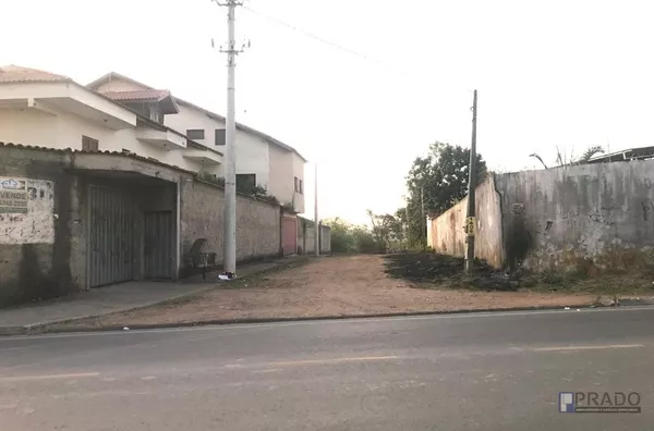 Venda de Terreno Próximo ao Tiro de Guerra em Suzano, Área de 2.747m2, ótimo para várias finalidades, aceita permuta total ou parcial. 