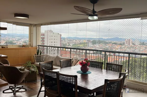 mesa de jantar 8 lugares