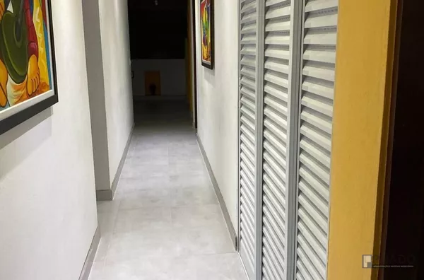 CORREDOR DE ACESSO AS SUITES