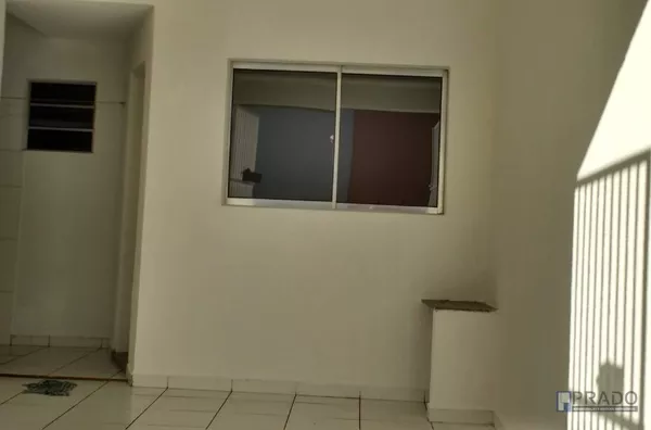 CASA INDIVIDUAL TERREA: 1DORM, COZINHA, SALA, AREA DE SERVIÇO, 1WC, 1 VAGA COBERTA,  A 10 MINUTOS A PÉ DA ESTAÇÃO DE TREM DE SUZANO. - Foto 5