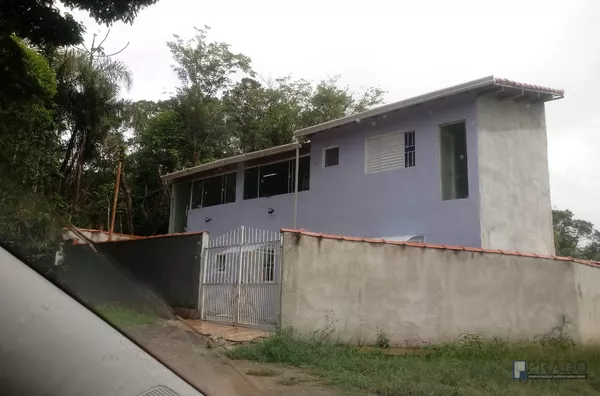 SOBRADO PARA VENDA NO PARQUE ALVORADA EM SUZANO COM 3 DORMITÓRIOS, SALA,COZINHA, 2 WCS, ÁREA DE SERVIÇO, ESCRITÓIO, CANIL,  3 VAGAS DE GARAGEM
