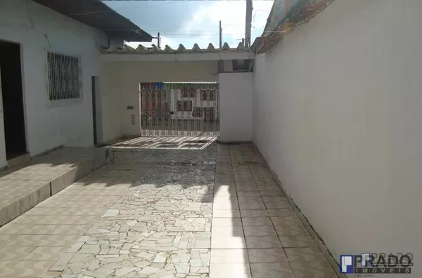 IMÓVEL PARA RENDA EM SUZANO,   SALÃO COMERCIAL E 3 CASAS TODAS ALUGADAS, TERRENO 10 X 30- ÁREA CONSTRUÍDA 180 M²