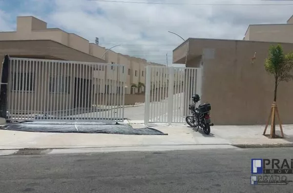 Sobrado de Condomínio com 2 dorms, Jardim Santa Helena, Poá - R$ 360 mil, Cod: 1793