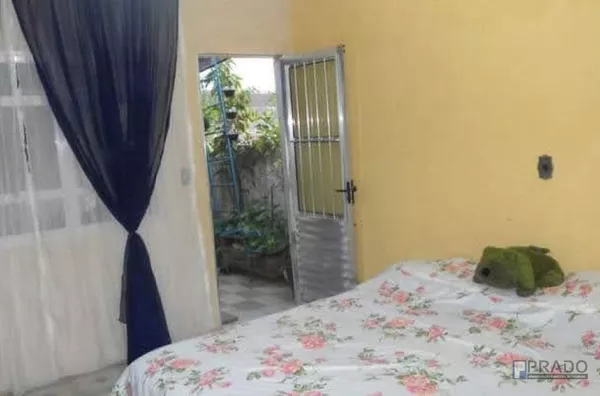 VENDA DE CASA EM POÁ, 3DORMS, 2 BANHEIROS, COZINHA, SALA 3,50 POR 7, AREA DE SERVIÇO, VAGA PARA 2 CARROS, TERRENO 5X30, AREA CONSTRUIDA 192 METROS, AGENDE UMA VISITA HOJE, TROCA POR CHACARA ACIMA DE 3MIL METROS REGIÃO DE SUZANO OU MOGI DAS CRUZES.