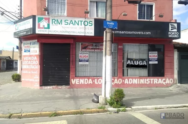 Locação Salão de Esquina na Av: Brasília em Suzano Próximo ao Supermercado Nagumo, 60m2: 10 de Frente por 6 de Fundos, Recepção, Escritório, 1 Sala e um WC, pode aproveitar Fachada;  R$ 2.500,00 incluso IPTU.