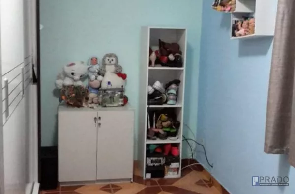 SOBRADO PARA VENDA, JARDIM MÁITE SUZANO  4 DORMITÓRIOS SENDO 2 EM BAIXO E 2 EM CIMA; SALA; COZINHA; 2 BANHEIROS SENDO UM EM BAIXO OUTRO EM CIMA; LAVANDERIA COBERTA;2 VAGAS DE GARAGEM, PORTÃO AUTOMÁTICO,  ÁREA GOURMET GRANDE, TELHADO COLONIAL CASA E GARAGE