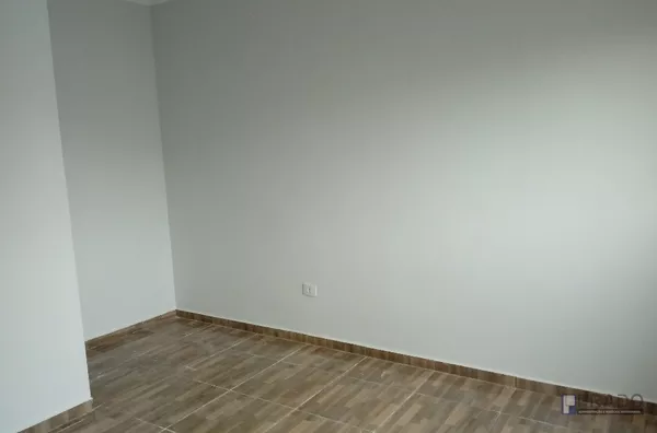 SOBRADO NO JARDIM QUARESMEIRA  TIPO VILAGIO COM 2 DORMITÓRIOS, SALA, COZINHA, 2 WCS, ÁREA DE SERVIÇO, 1 VAGA DE GARAGEM E SACADA