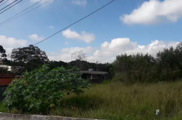 ÓTIMO TERRENO NA CASA BRACA MEDINDO 5x28 = 140m2