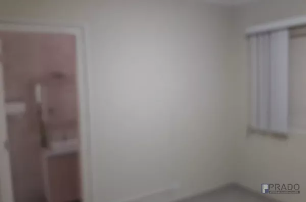 CASA 270 METROS SOBRADO, AO LADO DA PREFEITURA. 4 DORMS SENDO 3 SUÍTES, E UMA HIDRO COM LUZ , AR CONDICIONADO, SALA 2 AMBIENTES COM LAVABO, LAVANDERIA COBERTA, ESCRITÓRIO, QUINTAL NO FUNDO, COZINHA COM ARMÁRIOS, 2 BANHEIROS, 2 VAGAS DE CARRO COBERTA. - Foto 16
