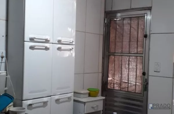 SOBRADO NO JARDIM DAS FLORES EM SUZANO COM 3 DORMITÓRIOS