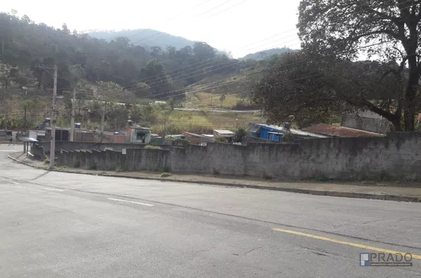 TERRENO PARA VENDA DE ESQUINA 970METROS EM MOGI DAS CRUZES - BAIRRO ITAPETI, 550MIL, COM ESCRITURA REGISTRADA, RUA LARGA, ÓTIMA OPORTUNIDADE.