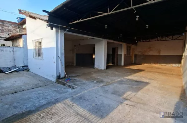 Locação e Venda Terreno com Cobertura e um Banheiro, Jd. Imperador em Suzano - SP , Segue mais informações na descrição abaixo: