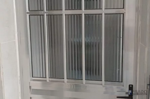 BELISSIMO KITNET NO JARDIM PLANALTO (PRÓXIMO AO RAFFO) "NÃO INDEPENDENTE", SEMI MOBILIADO, MAIS INFORMAÇÕES NA DESCRIÇÃO ABAIXO: