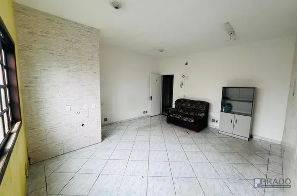 Locação Sala comercial esquina com Rua Baruel em Suzano-SP - 26m2 - 1 banheiro. Ótima localização, Segue mais informações abaixo na descrição: