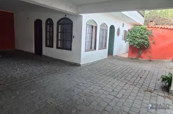 ALUGA-SE IMÓVEL COMERCIAL ESTRATÉGICO NA VILA COSTA | IDEAL PARA CLÍNICAS E EMPRESAS