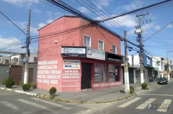 Locação Salão de Esquina na Av: Brasília em Suzano Próximo ao Supermercado Nagumo, 60m2: 10 de Frente por 6 de Fundos, Recepção, Escritório, 1 Sala e um WC, pode aproveitar Fachada;  R$ 2.500,00 incluso IPTU.