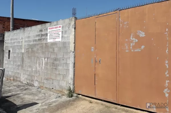 LOCAÇÃO TERRENO 10 X 44,20 TOTAL TODO MURADO COM PORTÃO ALTO, AO LADO DO MERCADO NAGUMO NA AVENIDA BRASILIA EM SUZANO. 