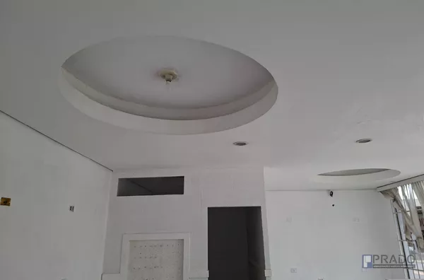 Locação Salão de Esquina na Av: Brasília em Suzano Próximo ao Supermercado Nagumo, 60m2: 10 de Frente por 6 de Fundos, Recepção, Escritório, 1 Sala e um WC, pode aproveitar Fachada;  R$ 2.200,00 + IPTU. - Foto 19