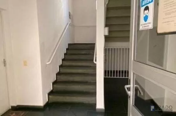 APARTAMENTO NA VILA URUPES COM 2 DORMITÓRIOS, SALA, COZINHA, 1 WC,ÁREA DE SERVIÇO, 1 VAGA DE GARAGEM - FINANCIA